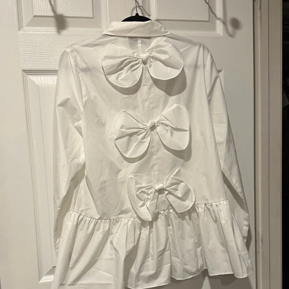 Anthropologie Cream Button-Up Blouse with Bows on back - Picture 5 of 6